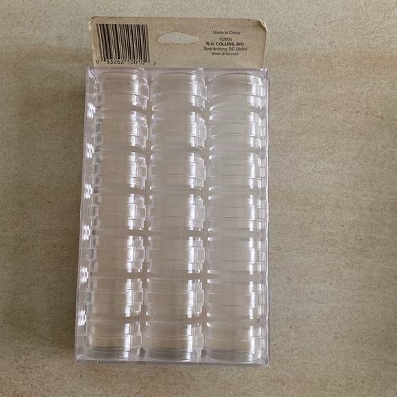 Bobbin Boxes with threaded bobbins included. - Picture 5 of 6